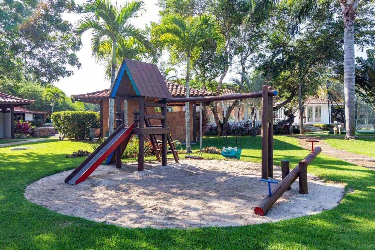 Casa Ampla 4 Suítes Em Alto Padrão Сasa de vacaciones